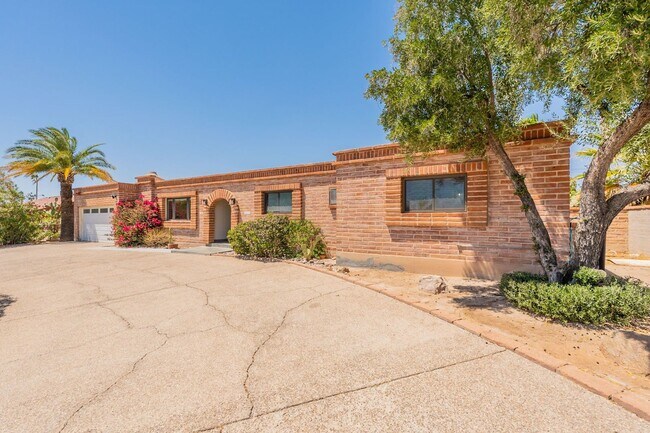 3615 E Calle Alarcon in Tucson, AZ - Building Photo - Building Photo