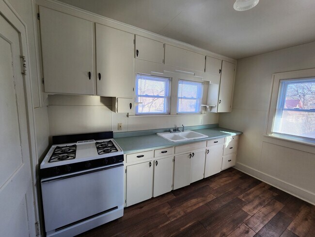 682 S Chicago Ave in Kankakee, IL - Building Photo - Building Photo