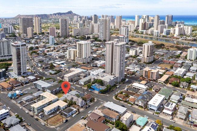 2118 Citron St in Honolulu, HI - Building Photo - Building Photo