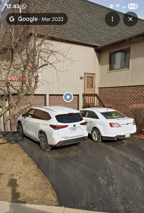 65 Salt Creek Rd in Roselle, IL - Building Photo