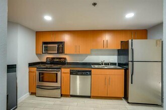 3901 Travis St in Dallas, TX - Building Photo - Building Photo