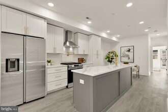 231 S St NE in Washington, DC - Building Photo - Building Photo