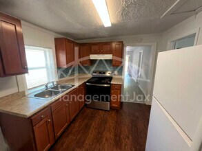 2210 Pullman Ave in Jacksonville, FL - Building Photo - Building Photo