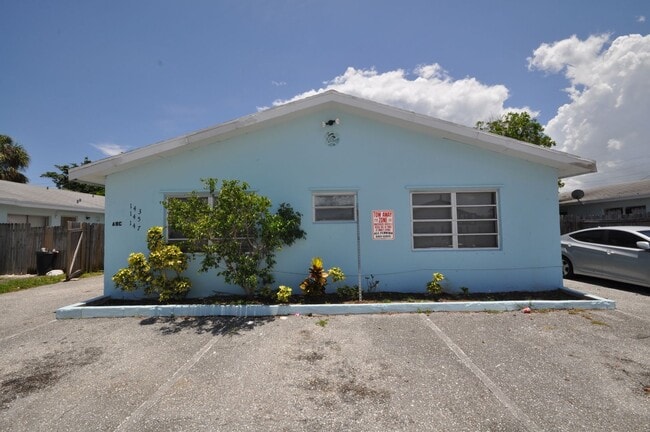 property at 139 W 28th St