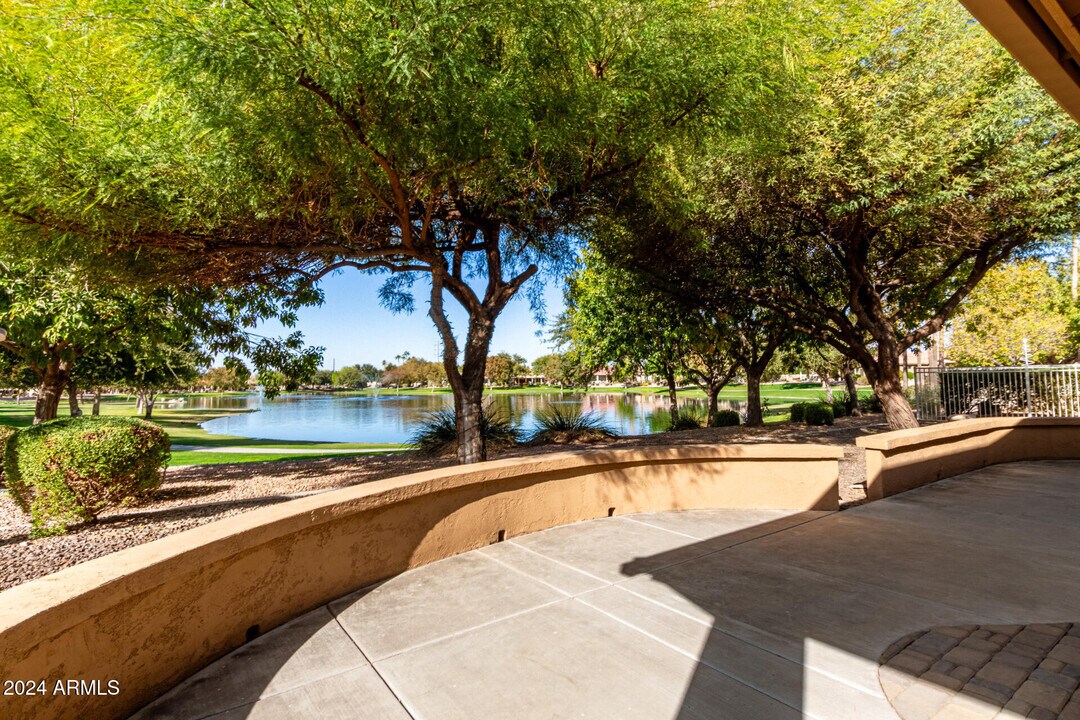 24008 S Starcrest Dr in Sun Lakes, AZ - Building Photo