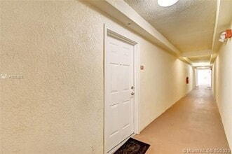 6761 Heritage Grande, Unit 305 in Boynton Beach, FL - Building Photo - Building Photo