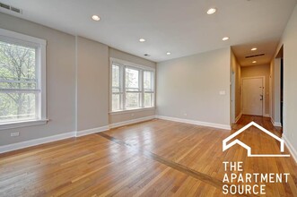2506 W Argyle St, Unit 3 in Chicago, IL - Building Photo - Building Photo