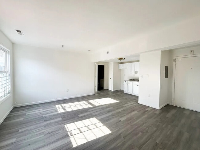 345 Washington St in Perth Amboy, NJ - Building Photo - Building Photo