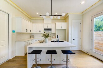 5839 Banks St in Houston, TX - Building Photo - Building Photo