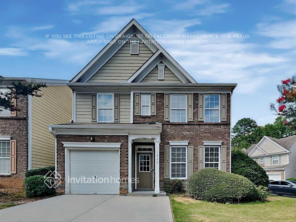 1509 Park Grove Dr in Lawrenceville, GA - Building Photo
