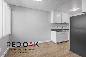 13325 Heacock St, Unit 18 in Moreno Valley, CA - Foto de edificio - Building Photo