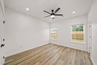 6206 Lyndhurst Dr in Houston, TX - Building Photo - Building Photo