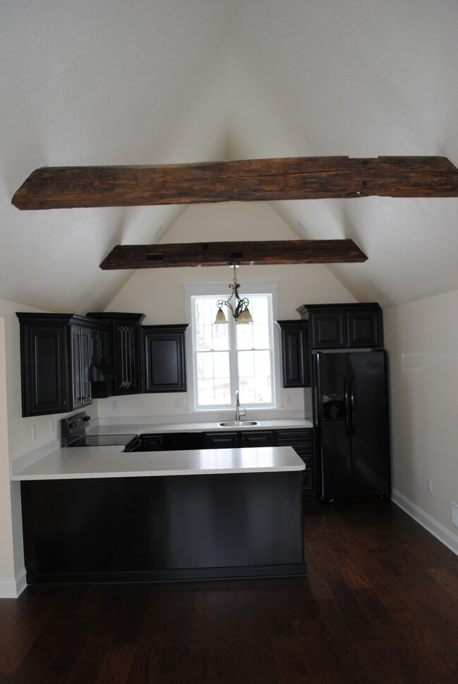 411 Cardinal Dr, Unit 411 Cardinal Loft in Canonsburg, PA - Foto de edificio - Building Photo