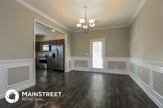 901 Beverly Ct in Spring Hill, TN - Foto de edificio - Building Photo