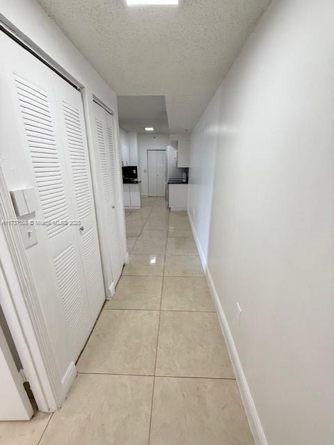 3241 Sabal Palm Mnr, Unit 204 in Hollywood, FL - Building Photo