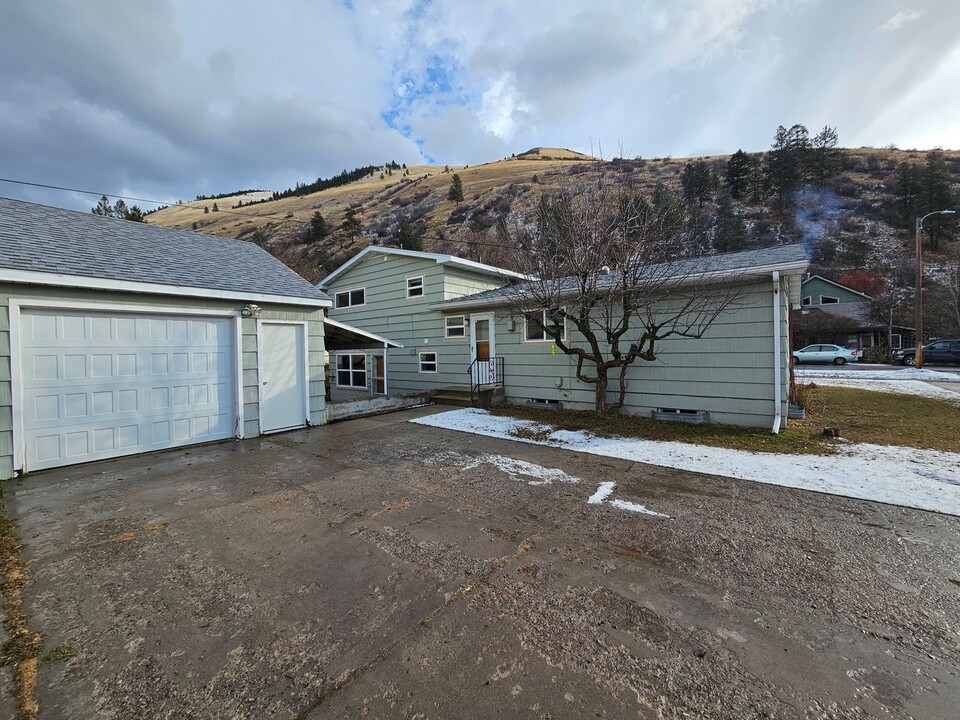 1301 Harrison St in Missoula, MT - Building Photo