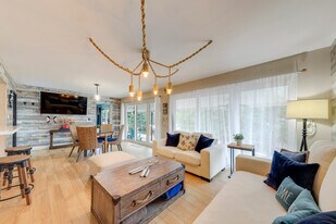 205 Pirates Dr in Key Largo, FL - Building Photo