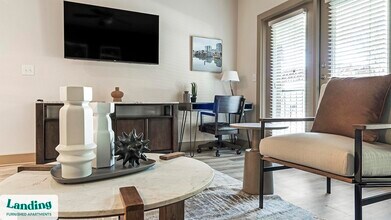 2056 Sundance Parkway, Unit 7307 in New Braunfels, TX - Foto de edificio - Building Photo