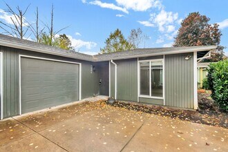 1628-1628 Madras St SE in Salem, OR - Building Photo - Building Photo