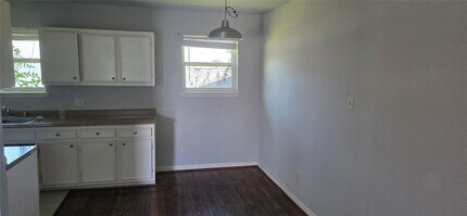 3202 Yale St in Houston, TX - Building Photo - Building Photo