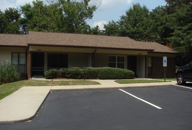 Quail Hollow Apartments in Hamlet, NC - Foto de edificio - Building Photo