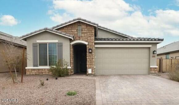 1960 W Emrie Ave in San Tan Valley, AZ - Building Photo