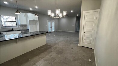 205 Tricha Cir SW in Gravette, AR - Building Photo - Building Photo