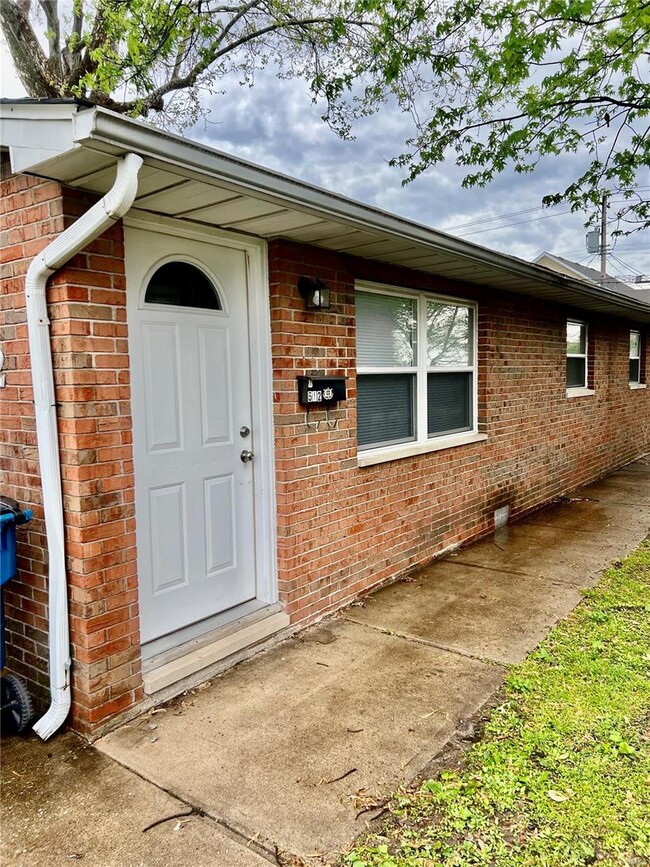 property at 512 E Ferguson Ave