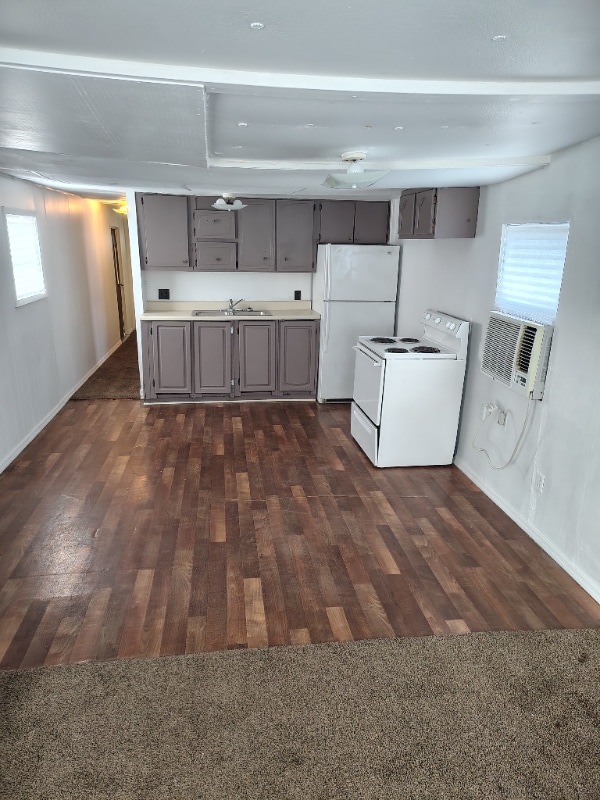 property at 210 SE Camelot Loop