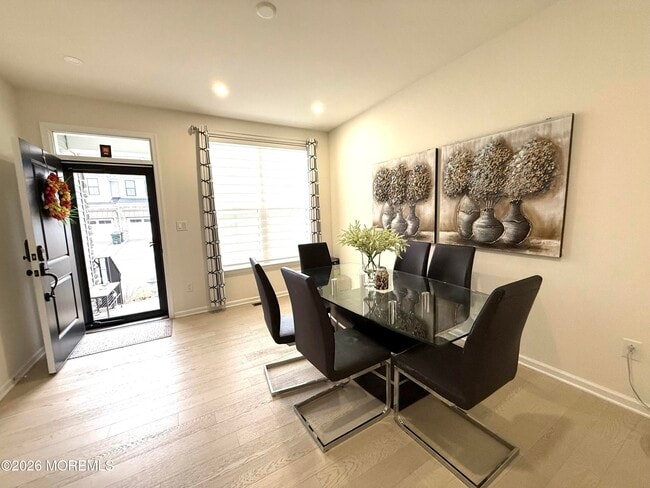 21 Wisteria Ct in Monroe Township, NJ - Building Photo - Building Photo