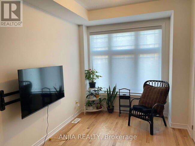 2863 Whites Rd in Pickering, ON - Building Photo - Building Photo