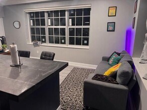 130 3rd St in Miami Beach, FL - Building Photo - Building Photo