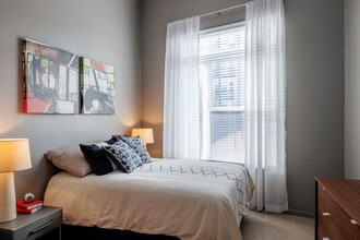 Block 32 at RiNo in Denver, CO - Foto de edificio - Interior Photo