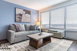 50 Morgan St N, Unit 1111 in Hartford, CT - Building Photo