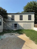 4812 Barbara Rd in River Oaks, TX - Building Photo