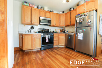 60 Glencoe St, Unit 2 in Boston, MA - Foto de edificio - Building Photo