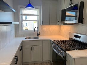 172 Nashua St in Fall River, MA - Building Photo - Building Photo