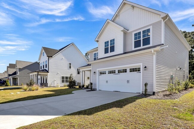 214 Man O War Ln in Hampstead, NC - Building Photo - Building Photo
