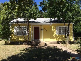 709 Northside Dr in Killeen, TX - Building Photo