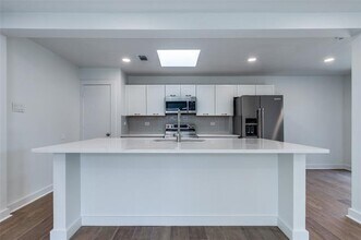 12617 Montfort Dr in Dallas, TX - Building Photo - Building Photo