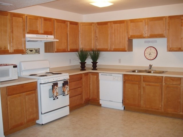 Red Rock Ridge Student Housing in Saint George, UT - Building Photo - Interior Photo