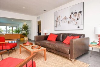 641 86th St in Miami Beach, FL - Building Photo - Building Photo