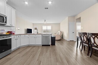 3009 Floating Barque Dr in Santa Fe, TX - Building Photo - Building Photo