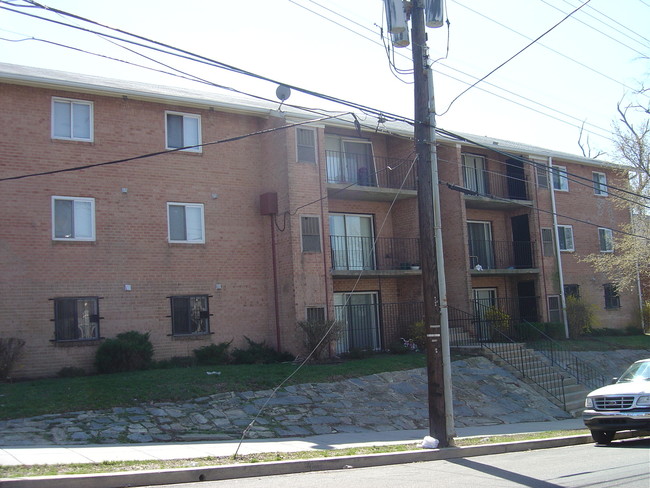 Atlantic Street Apartment Homes in Washington, DC - Foto de edificio - Building Photo