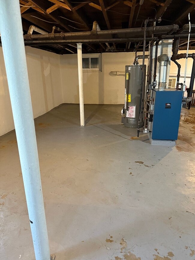 18 Chamberlain Ave in Little Ferry, NJ - Building Photo - Building Photo