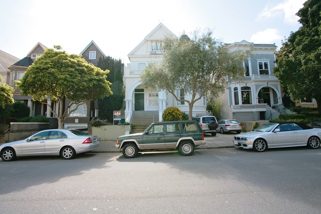 2715 Sacramento St in San Francisco, CA - Building Photo - Building Photo