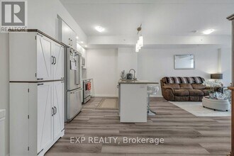 108 Garment St in Kitchener, ON - Building Photo - Building Photo