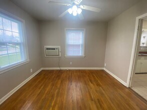 4028 Monroe St in Fort Wayne, IN - Building Photo - Building Photo