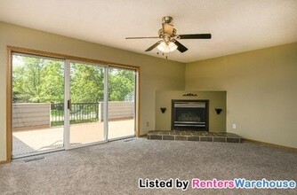 14385 Estates Ave in Apple Valley, MN - Building Photo - Building Photo