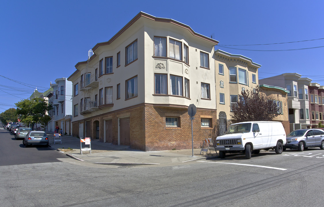 345 Vicksburg St in San Francisco, CA - Building Photo